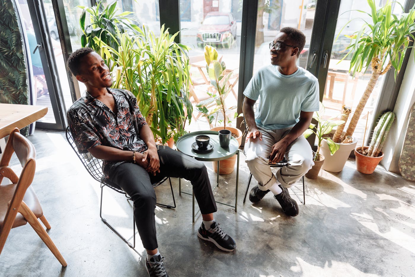 Daily peer support for people on an addiction recovery journey
